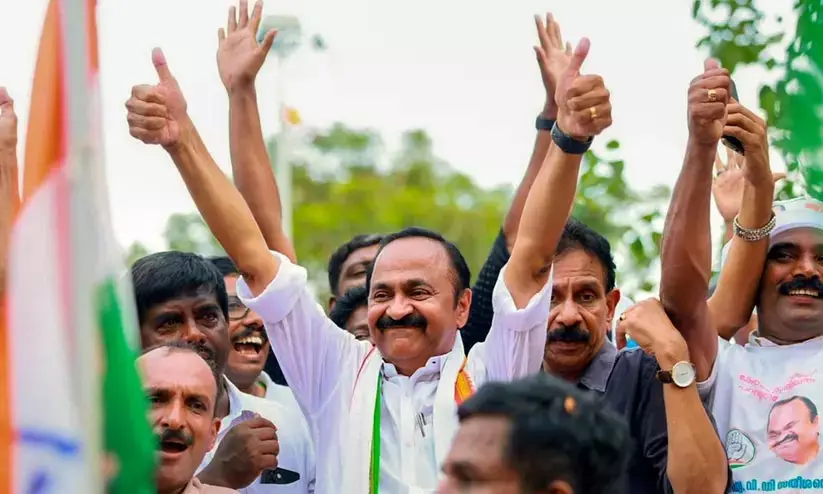ചുണ്ടിനും കപ്പിനും ഇടയിൽ ഇത്തവണ നഷ്ടമായില്ല, സതീശൻ ഇനി കപ്പിത്താൻ ചുണ്ടിനും കപ്പിനും ഇടയിൽ ഇത്തവണ നഷ്ടമായില്ല, സതീശൻ ഇനി കപ്പിത്താൻ