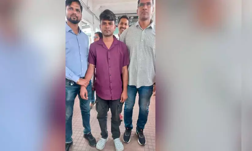 സ്വന്തം ചികിത്സക്ക് പണമില്ല; പുണെയിൽ പണം തട്ടാൻ ആശുപത്രിയിൽ വ്യാജ ബോംബ് വെച്ചയാൾ അറസ്റ്റിൽ സ്വന്തം ചികിത്സക്ക് പണമില്ല; പുണെയിൽ പണം തട്ടാൻ ആശുപത്രിയിൽ വ്യാജ ബോംബ് വെച്ചയാൾ അറസ്റ്റിൽ