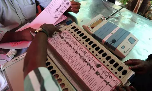 നിയമ വിരുദ്ധമായി വോട്ട് രേഖപ്പെടുത്തി: തമിഴ്നാട്ടിൽ 25 വിദേശ പൗരർ അറസ്റ്റിൽ