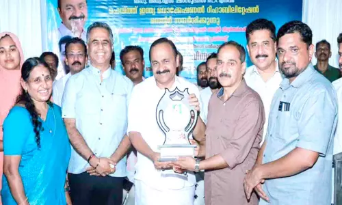 എയ്ഡഡ് വാഗ്‌ദാനം പാലിക്കുമെന്ന   പ്രതീക്ഷയിൽ ഭിന്നശേഷി സ്ഥാപനങ്ങൾ
