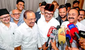 ലീഗിന് അഞ്ച് മന്ത്രിമാർ; മൂന്ന് പേരുകൾ ഉറപ്പിച്ചു, രണ്ടിൽ ചർച്ച ലീഗിന് അഞ്ച് മന്ത്രിമാർ; മൂന്ന് പേരുകൾ ഉറപ്പിച്ചു, രണ്ടിൽ ചർച്ച