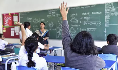 സി.ബി.എസ്.ഇ ഒമ്പത്, പത്ത് ക്ലാസുകളിൽ ത്രിഭാഷാ പദ്ധതി നിർബന്ധമാക്കുന്നു; ജൂലൈ ഒന്നു മുതൽ പ്രാബല്യത്തിൽ