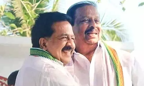 ‘എല്ലാം ശുഭകരമായി അവസാനിച്ചു, ചെറിയ പോരായ്മകൾ കാലക്രമേണ മാറും’-ചെന്നിത്തലയെ സന്ദർശിച്ച് കെ. സുധാകരൻ