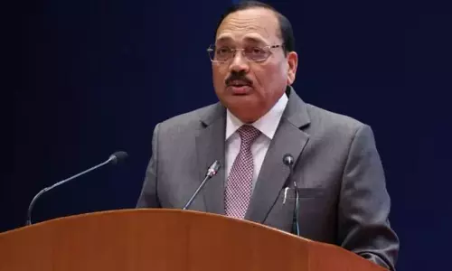 തൊഴിലില്ലാത്ത യുവാക്കൾ സമൂഹത്തിലെ പരാന്നഭോജികൾ; സുപ്രീം കോടതി ചീഫ് ജസ്റ്റിസിന്റെ പ്രസ്താവന വിവാദത്തിൽ-യഥാർഥത്തിൽ സംഭവിച്ചത് എന്ത്