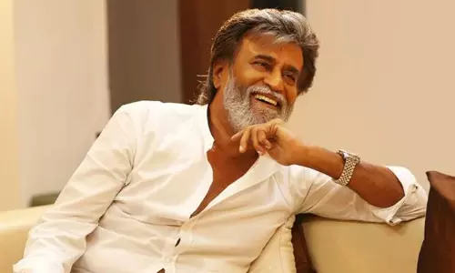 ‘ഞാൻ അത്ര വിലകുറഞ്ഞ ചിന്താഗതിയുള്ള ആളല്ല’: മുഖ്യമന്ത്രി വിജയ്‌യോട് അസൂയയെന്ന വാർത്തകൾ നിഷേധിച്ച് രജനികാന്ത്