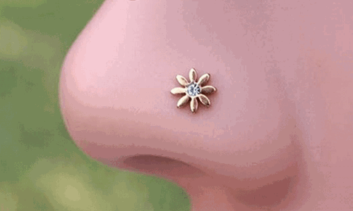 ഒറ്റക്കല്‍ മൂക്കുത്തി