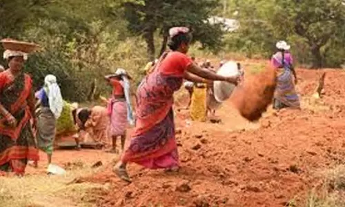 പുതിയ വിജ്ഞാപനം: വഴിവിട്ട നടപടികളുമായി തൊഴിലുറപ്പ് മിഷൻ