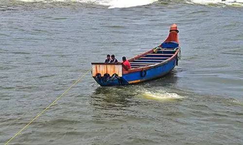 മത്സ്യവിതരണ അനുബന്ധ തൊഴിലാളികൾക്ക് ക്ഷേമബോർഡ് രൂപവത്കരിക്കണം -എസ്.ടി.യു