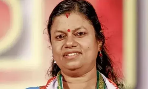 ചെറിയാൻ ഫിലിപ്പിന് ദുരുദ്ദേശമുണ്ടായിരുന്നുവെന്ന് വിശ്വസിക്കുന്നില്ല, പക്ഷെഅനൗചിത്യമെന്ന് തോന്നി -സൈബർ അധിക്ഷേപങ്ങളിൽ പ്രതികരിച്ച് ബിന്ദുകൃഷ്ണ ചെറിയാൻ ഫിലിപ്പിന് ദുരുദ്ദേശമുണ്ടായിരുന്നുവെന്ന് വിശ്വസിക്കുന്നില്ല, പക്ഷെഅനൗചിത്യമെന്ന് തോന്നി -സൈബർ അധിക്ഷേപങ്ങളിൽ പ്രതികരിച്ച് ബിന്ദുകൃഷ്ണ