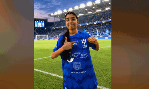 അൽ ഹിലാലിെൻറ നീല ജഴ്സിയിൽ മലയാളി പെൺകുട്ടി; അണ്ടർ-15 വനിത ടീമിൽ ഇടംപിടിച്ച് കീർത്തജ അൽ ഹിലാലിെൻറ നീല ജഴ്സിയിൽ മലയാളി പെൺകുട്ടി; അണ്ടർ-15 വനിത ടീമിൽ ഇടംപിടിച്ച് കീർത്തജ