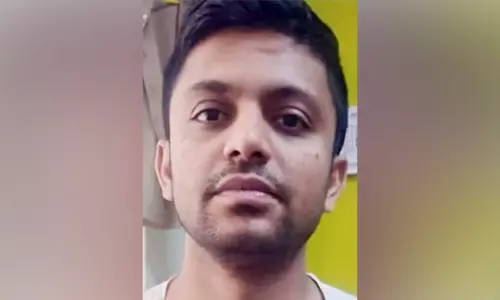താമസിച്ച ഹോട്ടലിൽ വെടിയുണ്ടകൾ; യു.എസ് പ്രവാസി യുവാവ് അറസ്റ്റിൽ താമസിച്ച ഹോട്ടലിൽ വെടിയുണ്ടകൾ; യു.എസ് പ്രവാസി യുവാവ് അറസ്റ്റിൽ