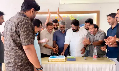 എ.ഐ.കെ.എം.സി.സി യുടെ യു.ഡി.എഫ് വിജയാഘോഷം എ.ഐ.കെ.എം.സി.സി യുടെ യു.ഡി.എഫ് വിജയാഘോഷം