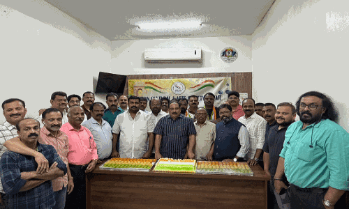 ഇൻകാസ് വിജയാഘോഷം സംഘടിപ്പിച്ചു ഇൻകാസ് വിജയാഘോഷം സംഘടിപ്പിച്ചു