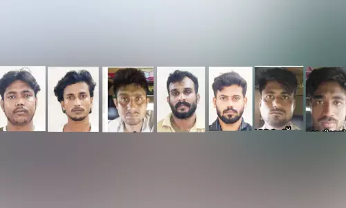35 കിലോ കഞ്ചാവുമായി മലയാളിയടക്കം ഏഴംഗ സംഘം പിടിയിൽ