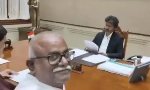 വിജയിയുടെ ചേംബറിൽനിന്ന് സെൽഫി വീഡിയോ; തമിഴ്നാട്ടിൽ വിവാദം