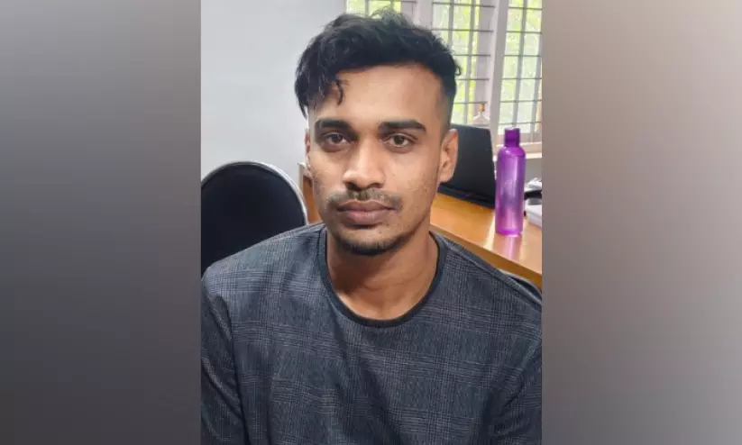 ഡിജിറ്റൽ അറസ്റ്റ്: നാല് കോടി തട്ടിയ കേസിൽ പ്രതി അറസ്റ്റില് ഡിജിറ്റൽ അറസ്റ്റ്: നാല് കോടി തട്ടിയ കേസിൽ പ്രതി അറസ്റ്റില്