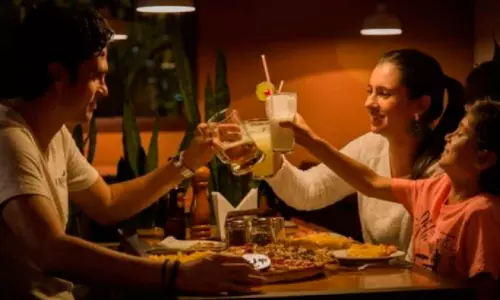 ആറ് ദുശ്ശീലങ്ങൾ മാറ്റൂ; ഇല്ലെങ്കിൽ കുടലിന്റെ  കാര്യം കട്ടപ്പൊക