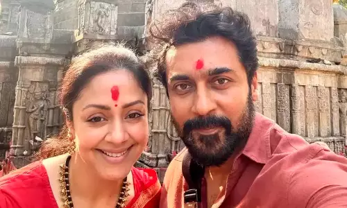 സൂര്യയുടെ കരിയറിലെ വമ്പൻ ഹിറ്റായി കറുപ്പ്; അവസാന 10 മിനിറ്റിലെ പ്രകടനം കണ്ട് അത്ഭുതപ്പെട്ടുപോയെന്ന് ജ്യോതിക!