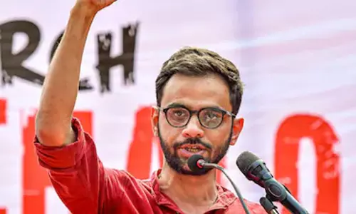 ഉമർ ഖാലിദിന് മൂന്നു ദിവസത്തെ ഇടക്കാല ജാമ്യം; ചികിത്സയിലുള്ള മാതാവിനെ കാണാൻ അനുമതി