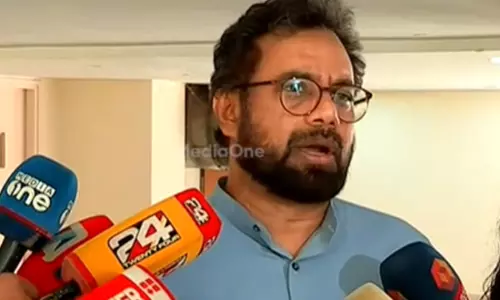 രാജ്യദ്രോഹമെന്ന് പറഞ്ഞ് കോക്രോച്ച് പാർട്ടിയുടെ അക്കൗണ്ട് പൂട്ടുന്നത് ഫാഷിസം -ജോൺ ​ബ്രിട്ടാസ്; ‘മോദി മെലഡിയുമായി മെലോനിയെ കാണാൻ പോകുന്നു’