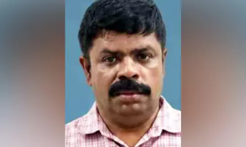 ഭാര്യവീട്ടിൽ മധ്യവയസ്കന്റെ ആക്രമണം; ഭാര്യ ഉൾപ്പടെ നാലുപേർക്ക് കുത്തേറ്റു ഭാര്യവീട്ടിൽ മധ്യവയസ്കന്റെ ആക്രമണം; ഭാര്യ ഉൾപ്പടെ നാലുപേർക്ക് കുത്തേറ്റു