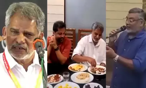 എസ്.ഡി.പി.ഐ നേതാവ് പാടുമ്പോൾ സമീപം എ. വിജയരാഘവൻ ഭക്ഷണം കഴിക്കുന്ന വിഡിയോ: വിശദീകരണവുമായി സി.പി.എം എസ്.ഡി.പി.ഐ നേതാവ് പാടുമ്പോൾ സമീപം എ. വിജയരാഘവൻ ഭക്ഷണം കഴിക്കുന്ന വിഡിയോ: വിശദീകരണവുമായി സി.പി.എം