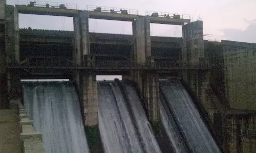 ജലനിരപ്പ് ഉയരുന്നു; കാരാപ്പുഴ ഡാമിന്റെ ഷട്ടറുകൾ നാളെ തുറക്കും, ജാഗ്രത നിർദേശം ജലനിരപ്പ് ഉയരുന്നു; കാരാപ്പുഴ ഡാമിന്റെ ഷട്ടറുകൾ നാളെ തുറക്കും, ജാഗ്രത നിർദേശം