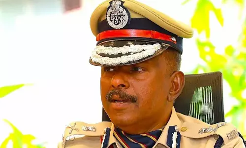 ഗൺമാൻമാരുടെ മർദനം: ആദ്യ കേസ് ഡയറി തിരുത്തിയ എ.ഡി.ജി.പിക്കെതിരെ നടപടി ആവശ്യപ്പെട്ട് എ.ഡി തോമസ്