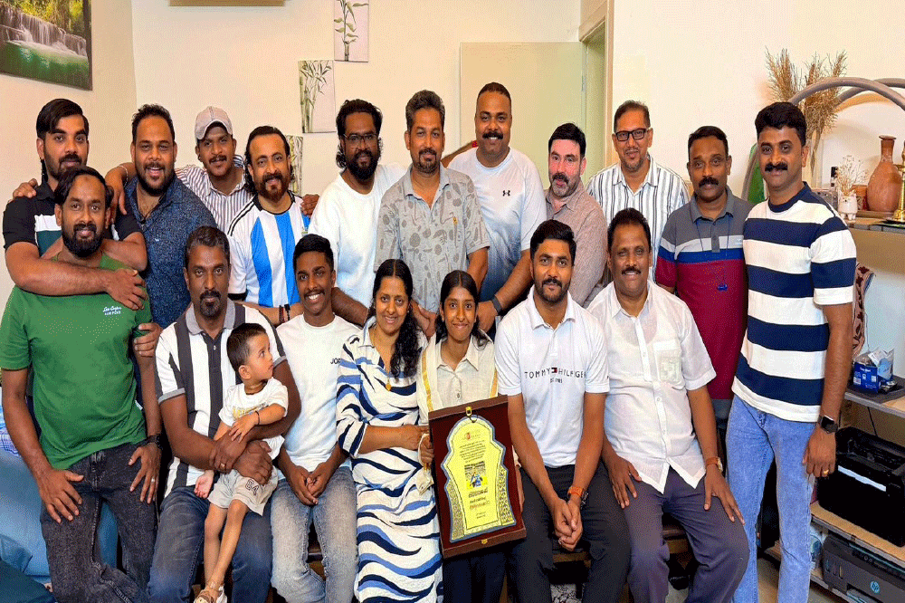 അൽ ഹിലാൽ വനിത ടീമിൽ ഇടംനേടിയ കീർത്തജയെ അനുമോദിച്ചു അൽ ഹിലാൽ വനിത ടീമിൽ ഇടംനേടിയ കീർത്തജയെ അനുമോദിച്ചു