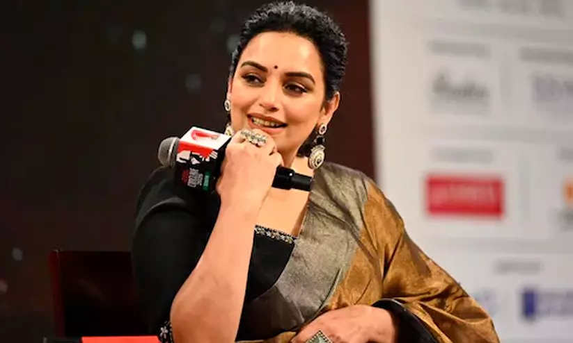 ‘കുറച്ചു കാലമായി അമ്മ ഓഫീസിൽ എന്താണ് നടക്കുന്നതെന്ന് അറിയില്ല’; അൻസിബയുടെ പരാതി ജനറൽ ബോഡിയിൽ ചർച്ച ചെയ്യും -ശ്വേത മേനോൻ ‘കുറച്ചു കാലമായി അമ്മ ഓഫീസിൽ എന്താണ് നടക്കുന്നതെന്ന് അറിയില്ല’; അൻസിബയുടെ പരാതി ജനറൽ ബോഡിയിൽ ചർച്ച ചെയ്യും -ശ്വേത മേനോൻ