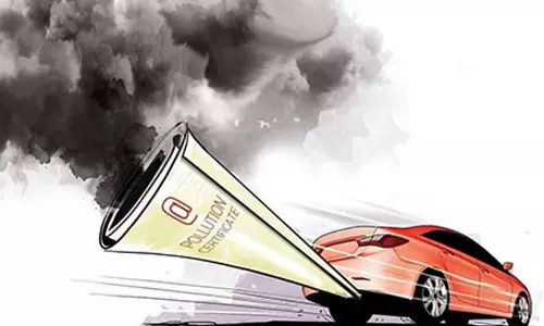 ആധാർ ലിങ്ക് ചെയ്യുന്നതിൽ ജില്ലയിൽ അപാകത; ഓടുന്നത് പുക പരിശോധന സർട്ടിഫിക്കറ്റ് ഇല്ലാത്ത നിരവധി വാഹനങ്ങൾ