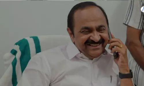 1000 രൂപയുടെ ടിക്കറ്റ് എടുത്താണ് ദർശനം നടത്തിയത്, ഞാൻ ഇനി അമ്പലത്തിൽ പോകരുത് എന്ന് ദയവ് ചെയ്ത് പറയരുത്; ഗുരുവായൂർ സന്ദർശനത്തിൽ പ്രതികരിച്ച് മുഖ്യമന്ത്രി