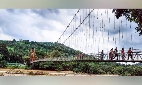 തുമ്പൂർമുഴിയിലെ മൺസൂൺ വിനോദസഞ്ചാര പദ്ധതികൾ അവതാളത്തിൽ