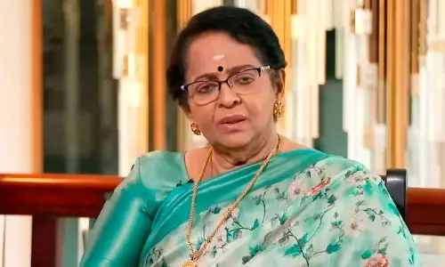 ‘പുറത്തിറങ്ങി നടക്കാൻ വയ്യ, അൻസിബയുടെ മനസ്സിൽ ആരോ വിഷം കുത്തിവെച്ചു’; താരസംഘടനയിലെ പൊട്ടിത്തെറിയിൽ മല്ലിക സുകുമാരൻ