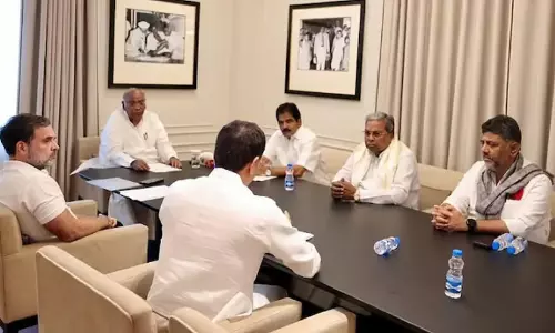 കർണാടകയിൽ നേതൃമാറ്റ ചർച്ചകൾ സജീവം; ഡി.കെ ശിവകുമാർ രാജിക്കത്ത് നൽകിയെന്ന് വെളിപ്പെടുത്തൽ