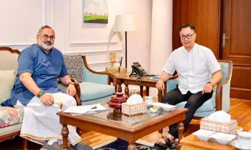 മുനമ്പത്തെ ജനങ്ങൾ നീതി അർഹിക്കുന്നുണ്ട്: ഉമീദ് പോർട്ടലിൽ രജിസ്റ്റർ ചെയ്ത വഖഫ് വസ്തുവകകൾ ഉടൻ നീക്കണം; കേന്ദ്ര മന്ത്രിയെ കണ്ട് രാജീവ് ചന്ദ്രശേഖർ