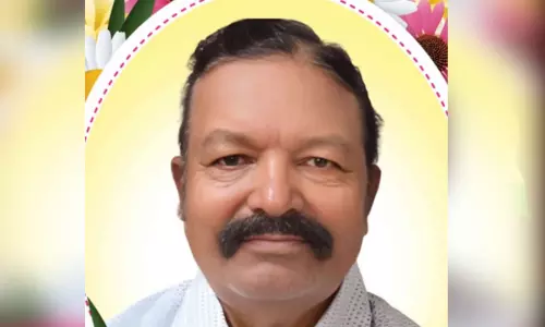 സ്കൂട്ടറിൽ സഞ്ചരിക്കവേ മത്സ്യവിൽപനക്കാരൻ കാറിടിച്ച് മരിച്ചു