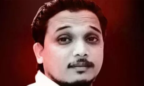 ഷുഹൈബ് വധം: പ്രതികളുടെ ജാമ്യം റദ്ദാക്കിയതിന് ഹൈകോടതി സ്റ്റേ ഷുഹൈബ് വധം: പ്രതികളുടെ ജാമ്യം റദ്ദാക്കിയതിന് ഹൈകോടതി സ്റ്റേ
