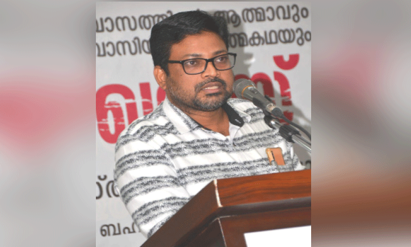 തിരിച്ചറിവിന്റെ ഉൾവെളിച്ചമാണ് ബലിപെരുന്നാൾ തിരിച്ചറിവിന്റെ ഉൾവെളിച്ചമാണ് ബലിപെരുന്നാൾ