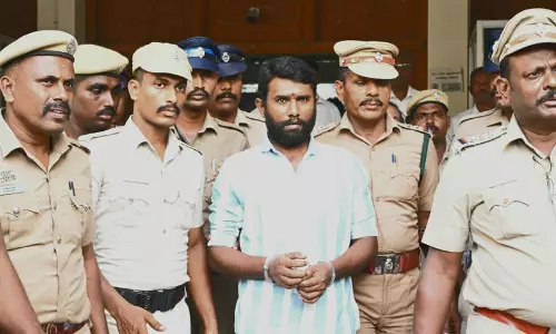 21 ദിവസം കൊണ്ട് കുറ്റപത്രം സമർപ്പിച്ചു, 75 ദിവസം കൊണ്ട് നീതി; തൂത്തുക്കുടി പീഡന-കൊലപാതകകേസിൽ പ്രതിക്ക് ഇരട്ട വധശിക്ഷ വിധിച്ച് പോക്‌സോ കോടതി