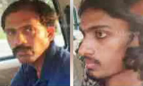 ആംബുലൻസിൽ ബീക്കൺ ലൈറ്റിട്ട് എം.ഡി.എം.എ കടത്താൻ ശ്രമം; രണ്ടുപേർ പിടിയിൽ