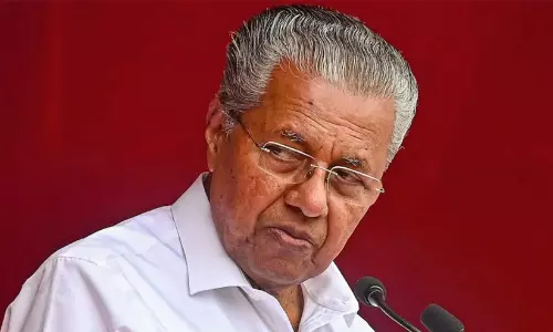 ഇതുകൊണ്ടൊന്നും ഞങ്ങൾ അവസാനിക്കാൻ പോകുന്നില്ല, ഇത് ഒരു തുടക്കം മാത്രമായിട്ടേ കാണുന്നുള്ളൂ; ഇ.ഡി റെയ്ഡിനു പിന്നാലെ പ്രതികരണവുമായി പിണറായി വിജയൻ