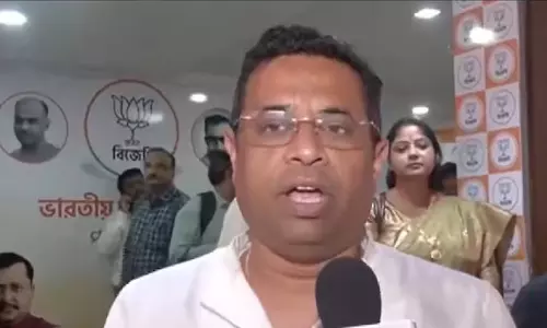Saumitra Khan