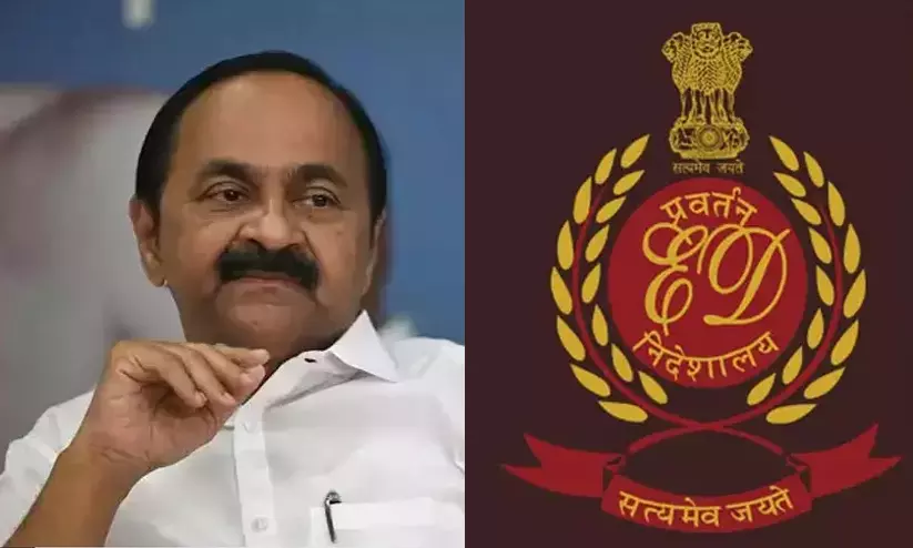 ഇ.ഡി റെയ്ഡ്: മാധ്യമങ്ങളുടെ ചോദ്യങ്ങളിൽനിന്ന് വീണ്ടും ഒഴിഞ്ഞുമാറി മുഖ്യമന്ത്രി വി.ഡി. സതീശൻ ഇ.ഡി റെയ്ഡ്: മാധ്യമങ്ങളുടെ ചോദ്യങ്ങളിൽനിന്ന് വീണ്ടും ഒഴിഞ്ഞുമാറി മുഖ്യമന്ത്രി വി.ഡി. സതീശൻ