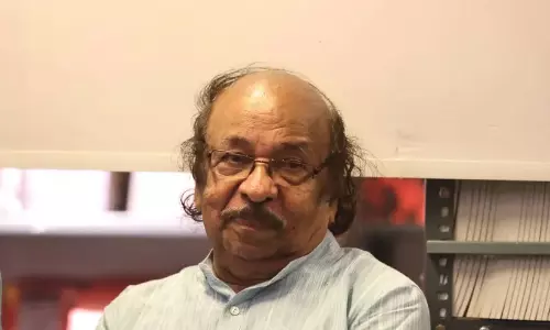 ഇ.ഡി ഉദ്യോഗസ്ഥർക്കെതിരായ ആക്രമണം; വിമർശനവുമായി കവി സച്ചിദാനന്ദന് ഇ.ഡി ഉദ്യോഗസ്ഥർക്കെതിരായ ആക്രമണം; വിമർശനവുമായി കവി സച്ചിദാനന്ദന്