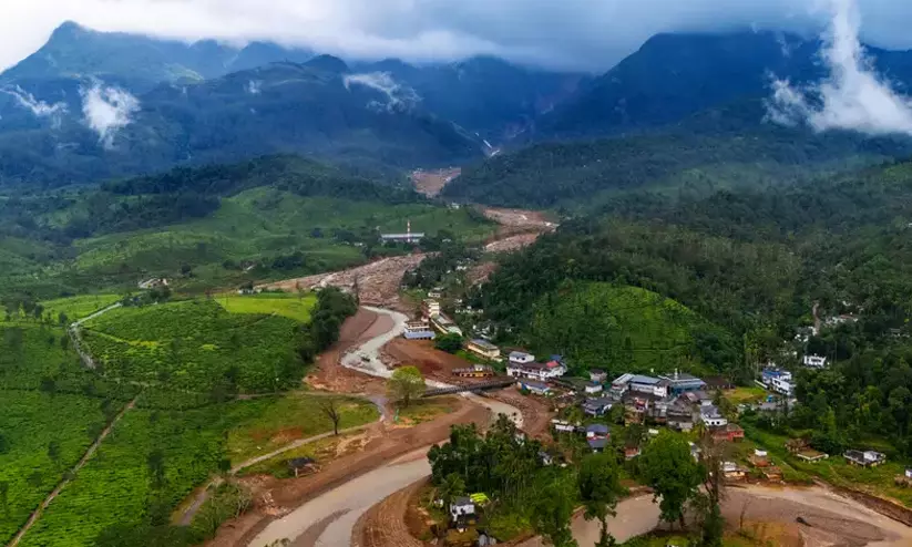 കാട്ടാന ആക്രമണത്തില് വീട്ടമ്മ കൊല്ലപ്പെട്ടതിനു കാരണം അനിയന്ത്രിത ടൂറിസവും നിയമവിരുദ്ധ നിര്മിതികളും -പ്രകൃതി സംരക്ഷണ സമിതി കാട്ടാന ആക്രമണത്തില് വീട്ടമ്മ കൊല്ലപ്പെട്ടതിനു കാരണം അനിയന്ത്രിത ടൂറിസവും നിയമവിരുദ്ധ നിര്മിതികളും -പ്രകൃതി സംരക്ഷണ സമിതി
