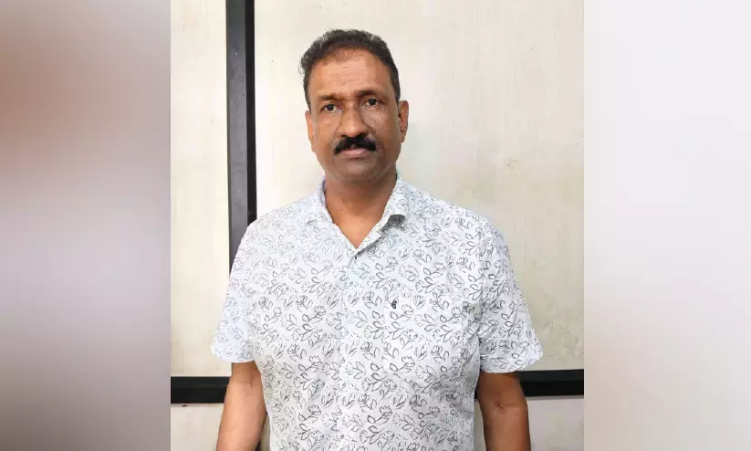 ചികിത്സക്കെത്തിയ പെൺകുട്ടിക്ക് നേരെ ലൈംഗികാതിക്രമം; ഡോക്ടർ അറസ്റ്റിൽ ചികിത്സക്കെത്തിയ പെൺകുട്ടിക്ക് നേരെ ലൈംഗികാതിക്രമം; ഡോക്ടർ അറസ്റ്റിൽ