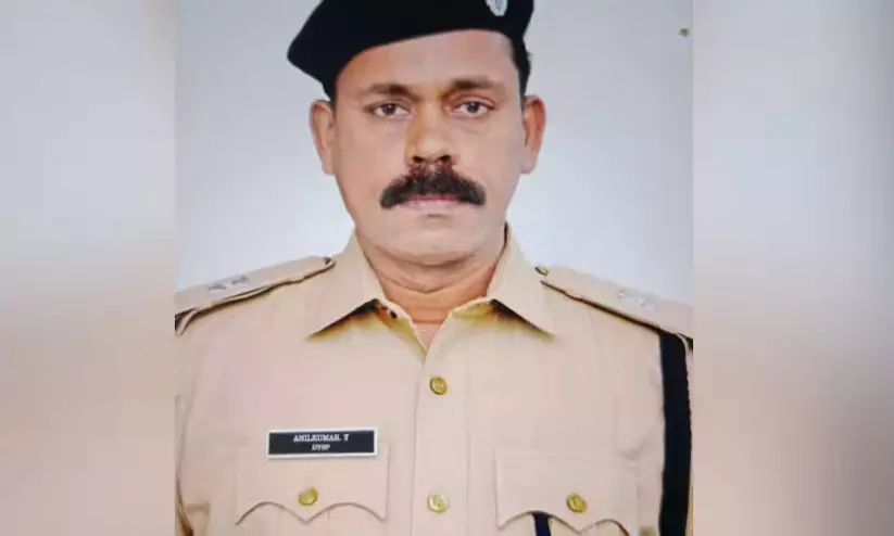 കൈക്കൂലിക്കേസ്; ഡിവൈ.എസ്.പിയെ റിമാൻഡ് ചെയ്തു കൈക്കൂലിക്കേസ്; ഡിവൈ.എസ്.പിയെ റിമാൻഡ് ചെയ്തു