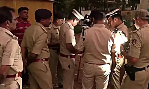 മട്ടനെന്ന് പറഞ്ഞ് ബീഫ് വിതരണം: ബംഗളൂരുവിൽ ഹോട്ടൽ അടച്ചു പൂട്ടി; രണ്ട് മലയാളികൾ അറസ്റ്റിൽ