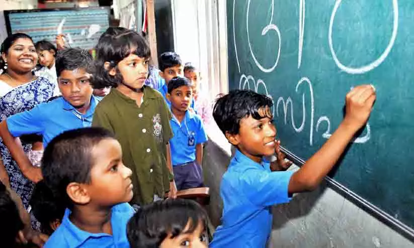 നമ്മുടെ മക്കൾക്കായി സ്കൂളുകള് മാറിയേ തീരൂ നമ്മുടെ മക്കൾക്കായി സ്കൂളുകള് മാറിയേ തീരൂ